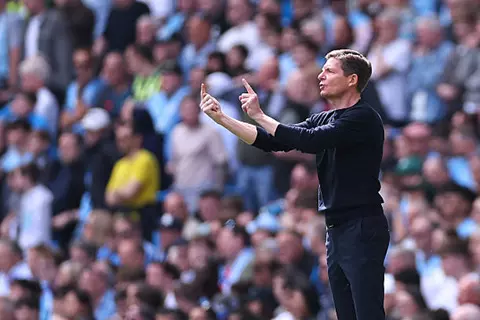 مدرب كريستال بالاس: لم أخطئ في استبدال ماتيتا أمام مانشستر سيتي